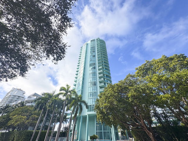 6000 Indian Creek  photo 3